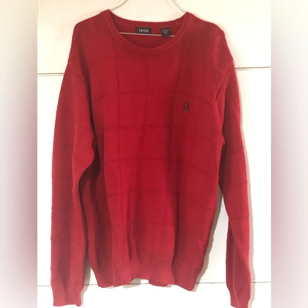 IZOD MEN’s size large red sweater 100% cotton 29”L 26” sleeve 23” p2p